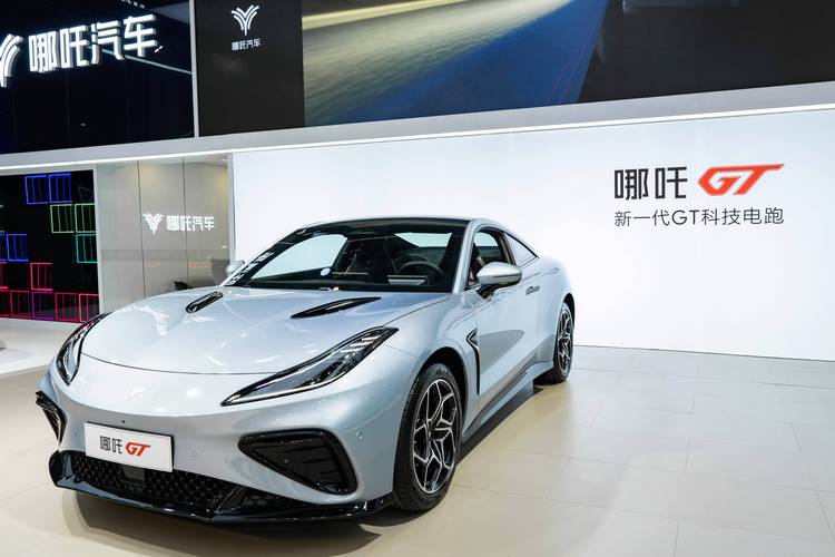 东莞东城区阳福贝企业管理咨询哪吒汽车在智能汽车领域的表现，领途汽车在新能源汽车市场中的影响力